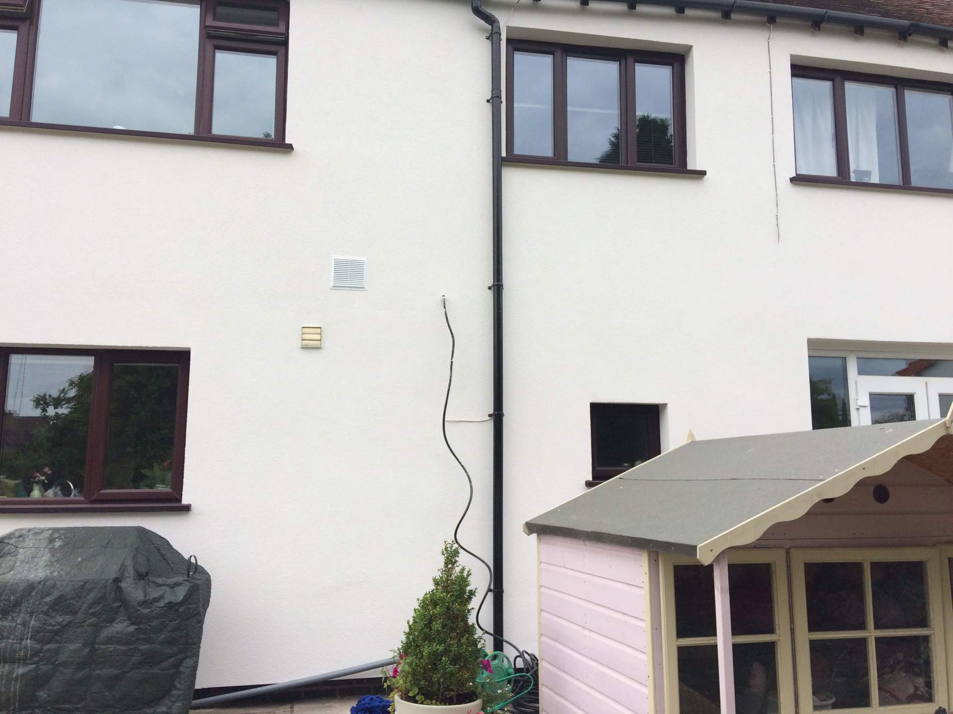 FIRST CLASS  RENDERING & EXTERNAL WALL INSULATION, COVENTRY.