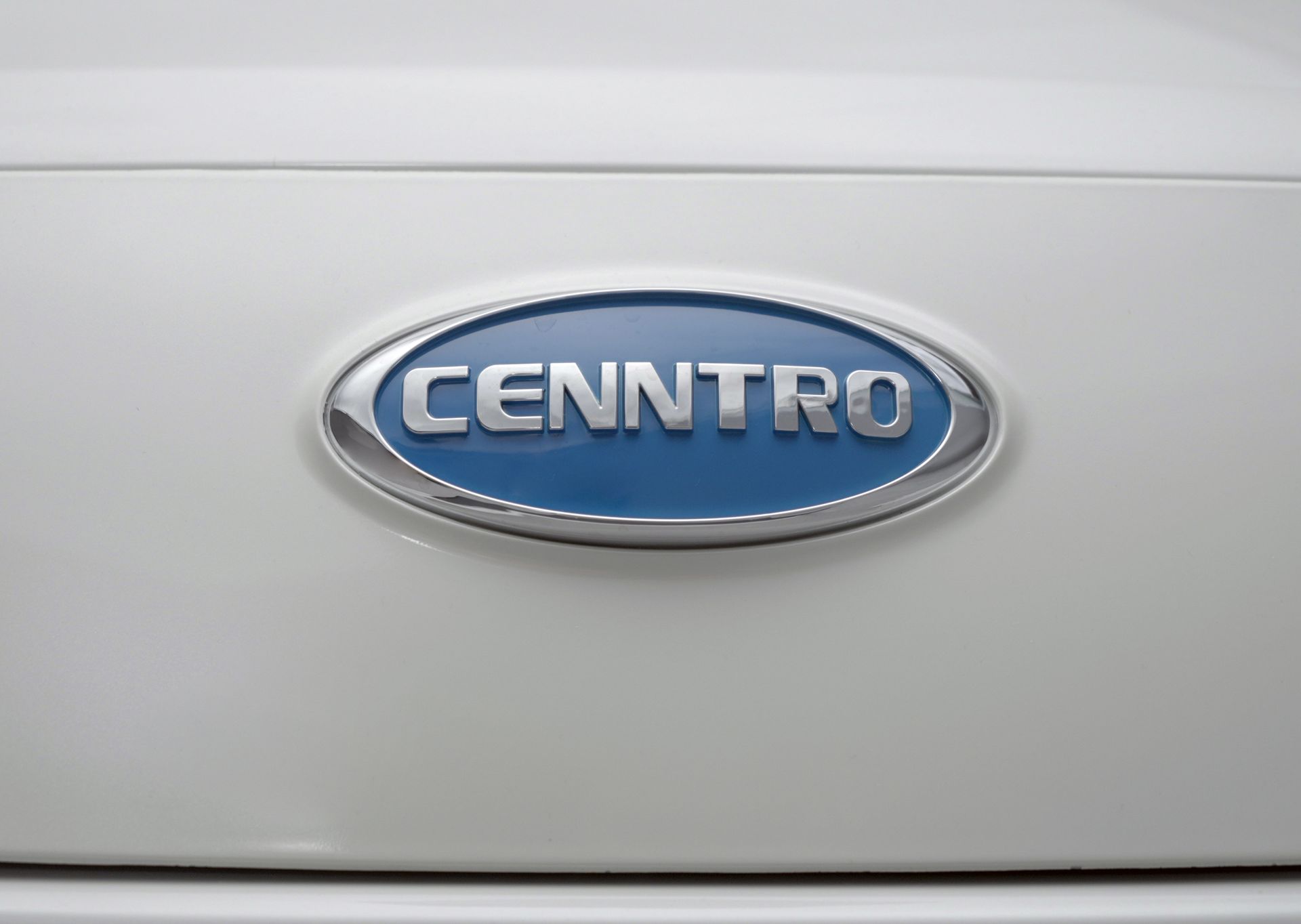 LS100 furgone commerciale elettrico leggero e compatto.