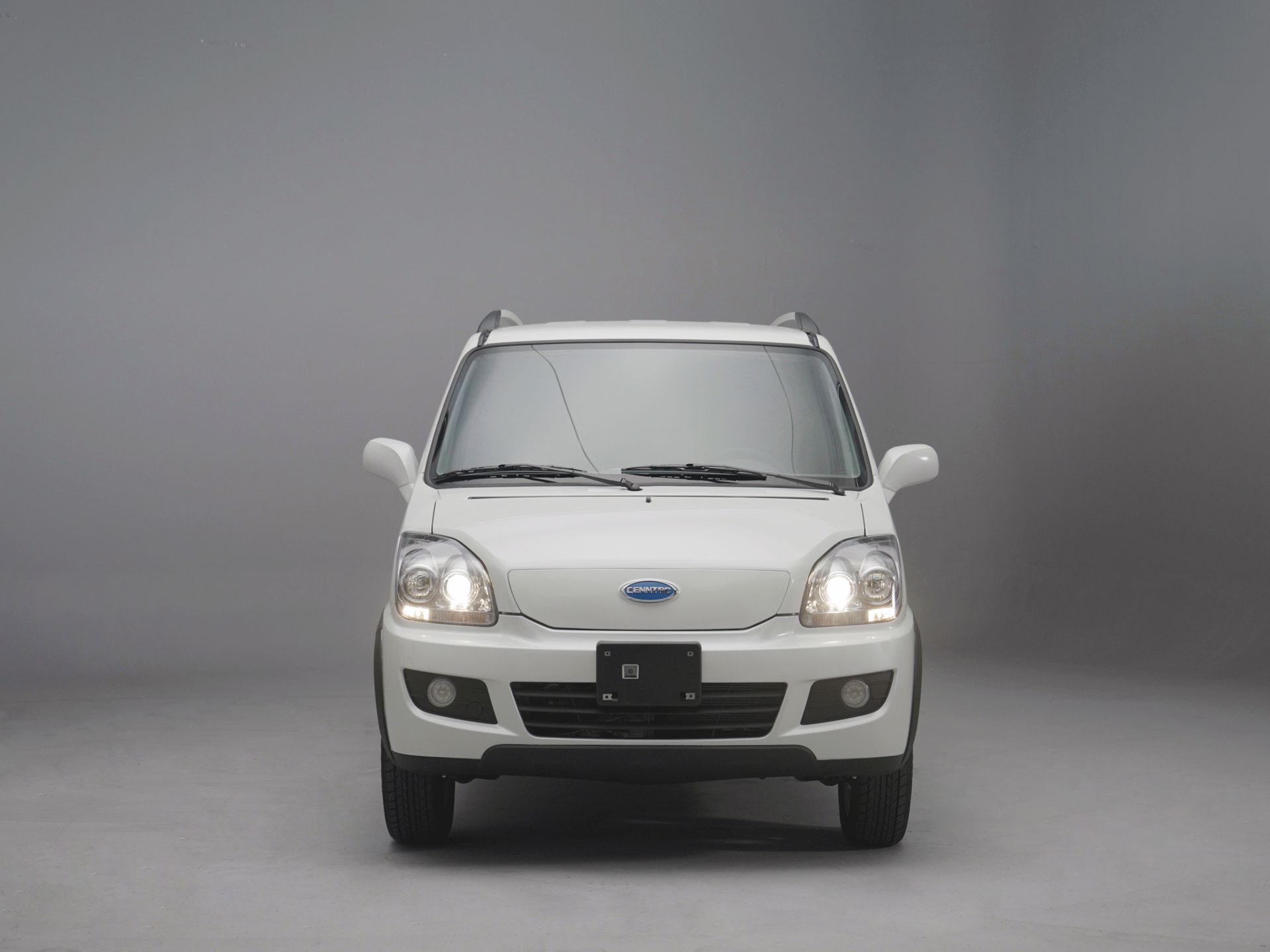 LS100 furgone commerciale elettrico leggero e compatto.