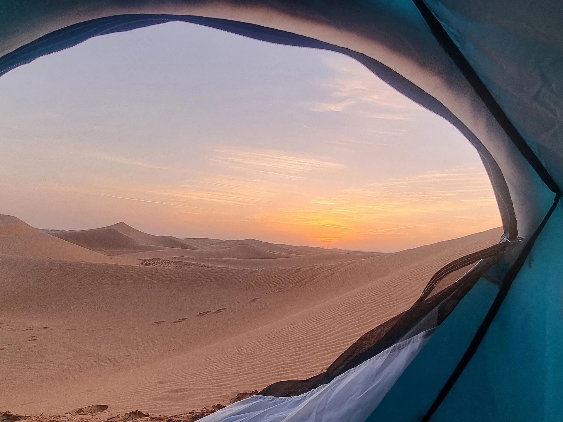 al-quaa-tent-in-the-desert