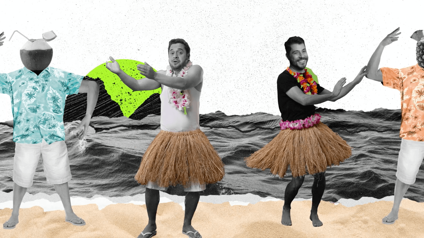 Um grupo de homens está dançando hula na praia.