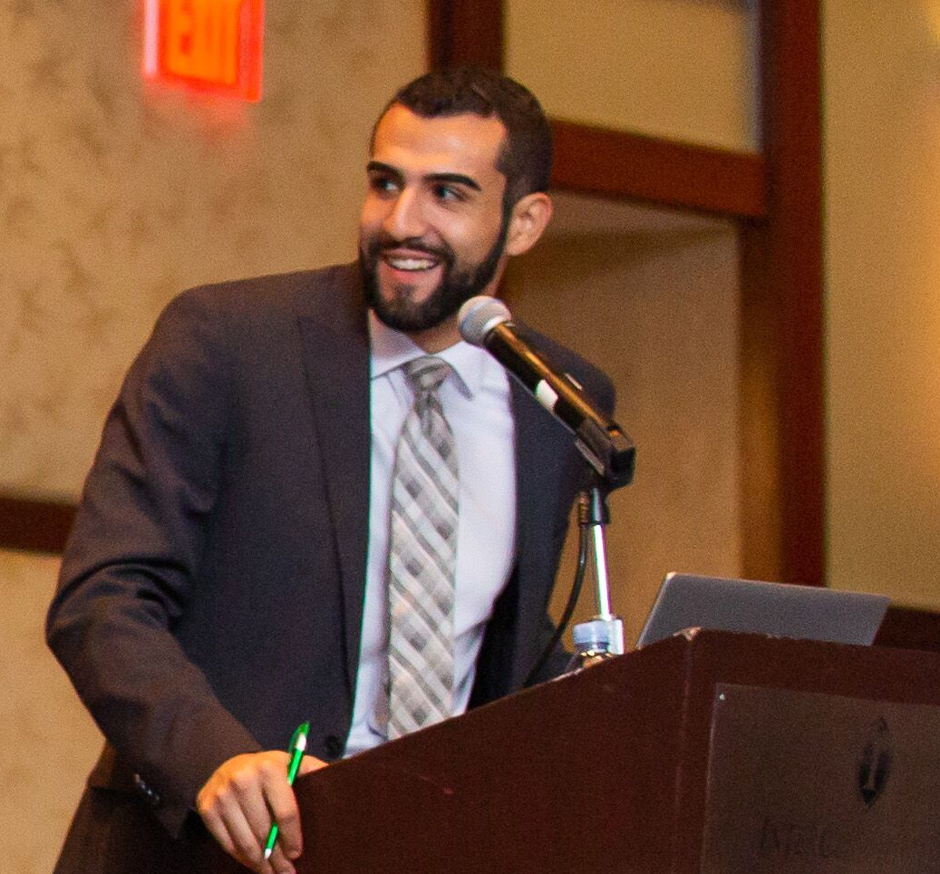 Andres Ospina hosting a panel in the finance industry.