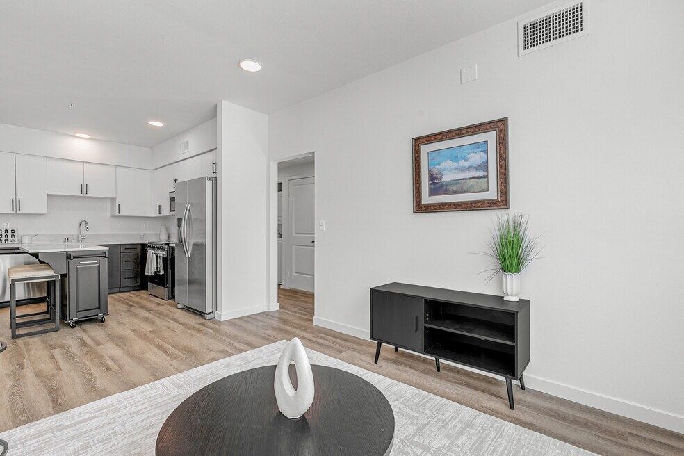 The Mix Apartments | Toluca Lake