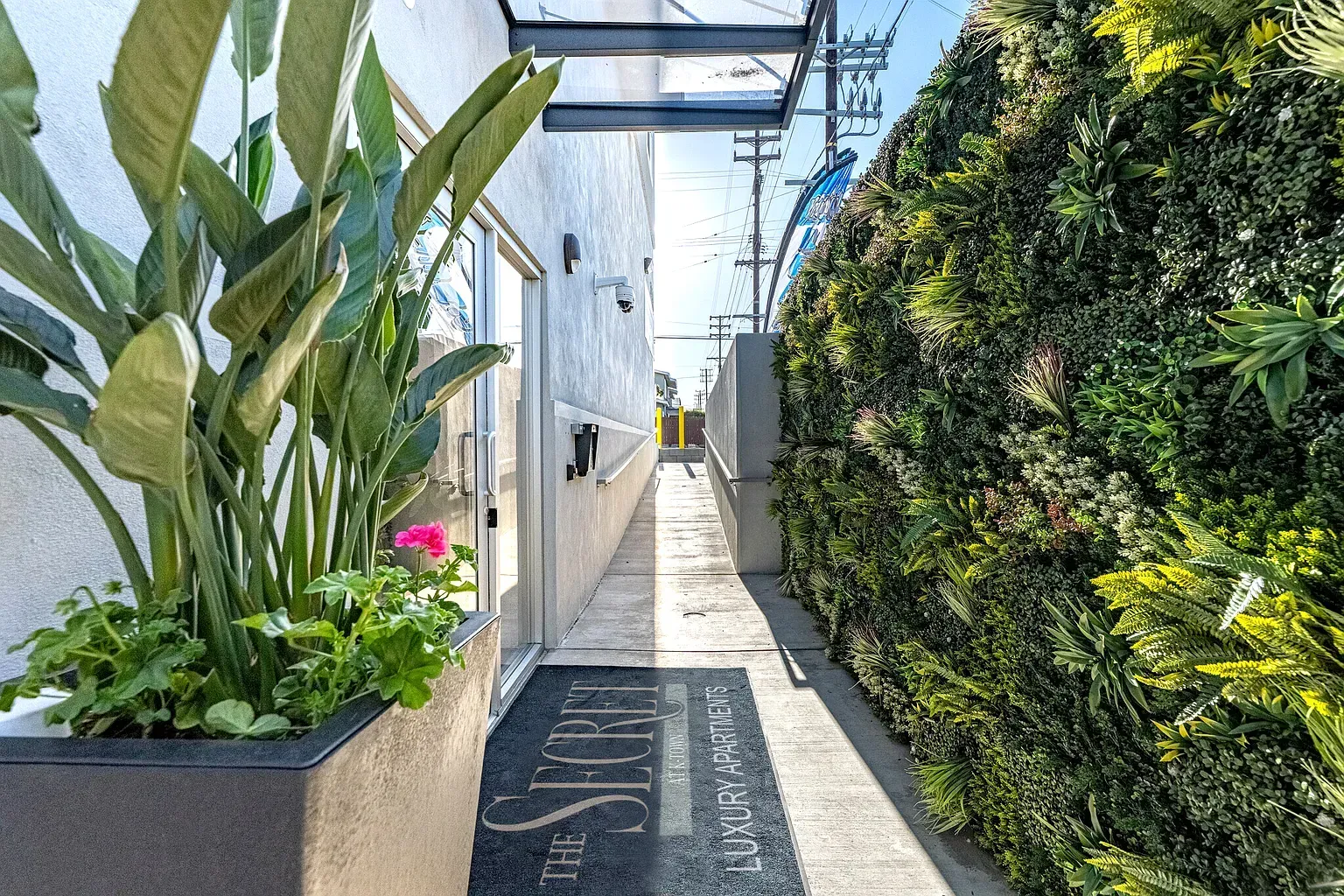 The Mix Apartments | Toluca Lake