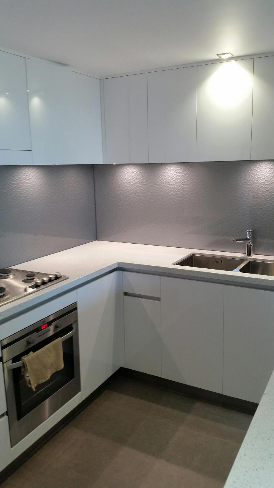 Modern Splashback Kitchen — Gold Coast, QLD — Patterson Glass