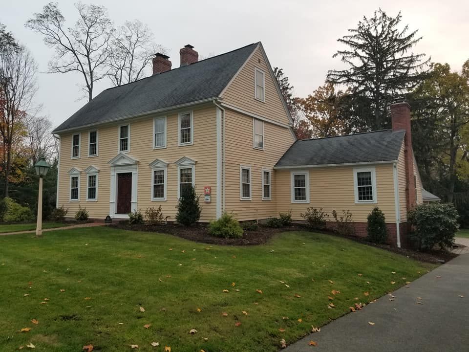 Yellow House — Springfield, MA — Home City Roofing