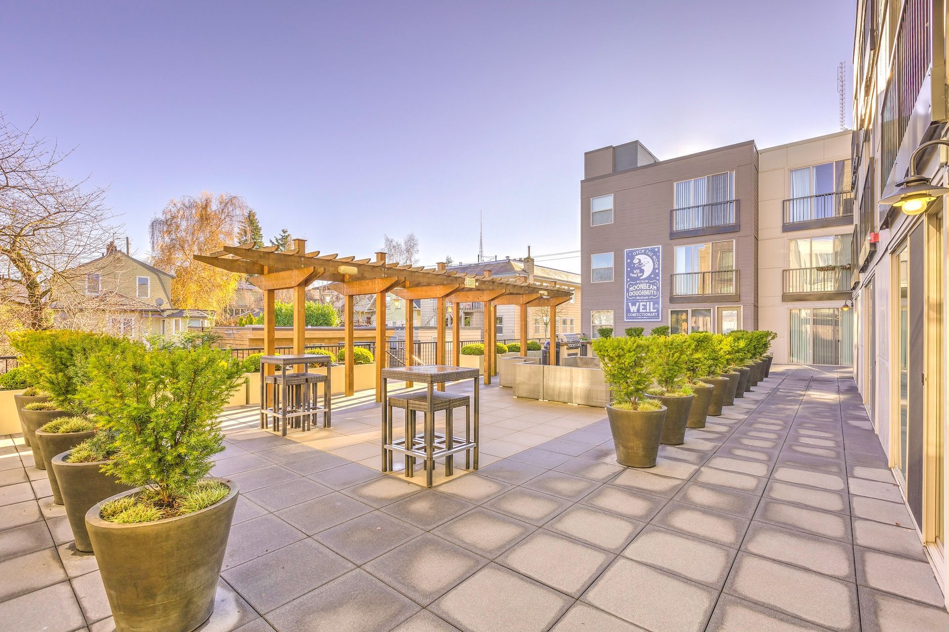 courtyard area with sitting area