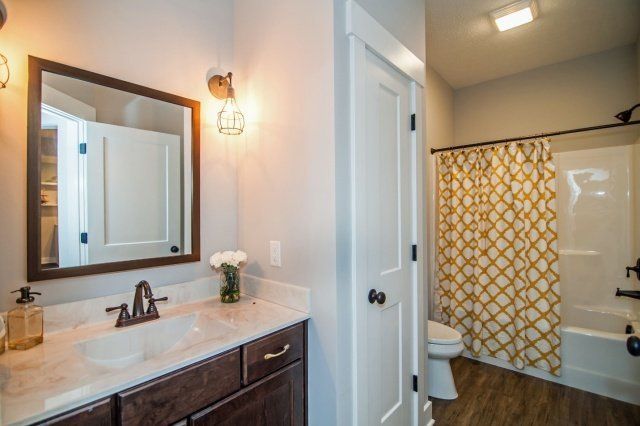 Factory Lighting Center