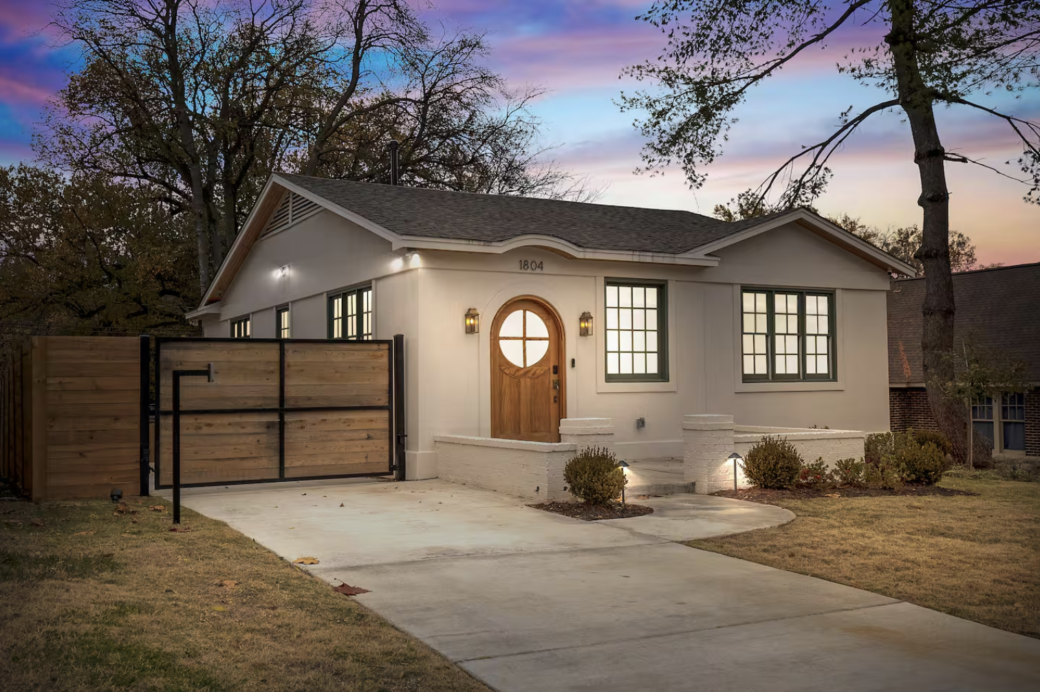 Short term rental in the evening light.