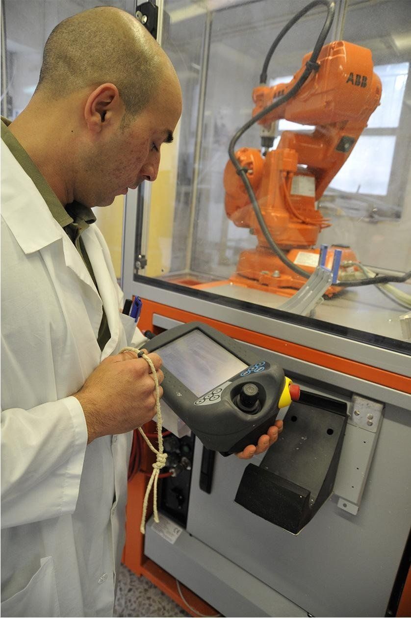 macchina per la produzione di ausili ortopedici