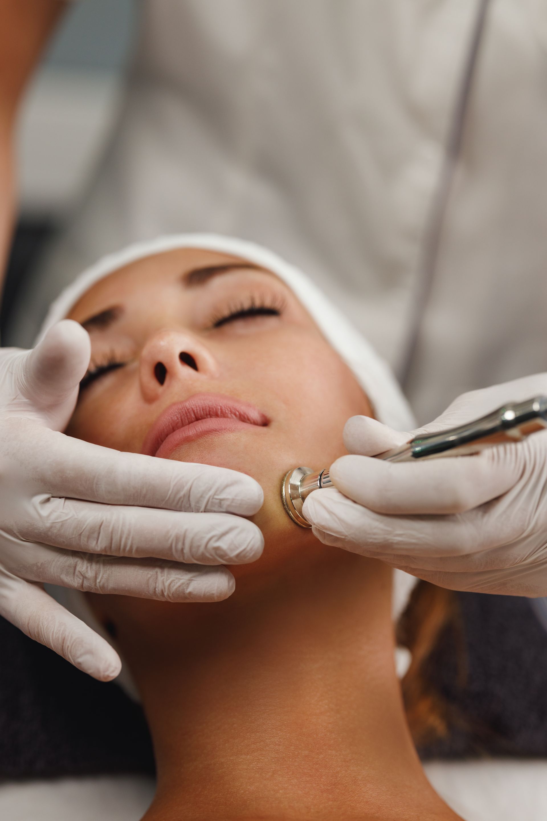woman getting microdermabrasion