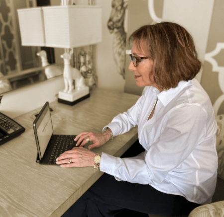 Lisa frattali on her gadget — West Berlin, NJ — Lisa Frattali Holistic Business Coaching