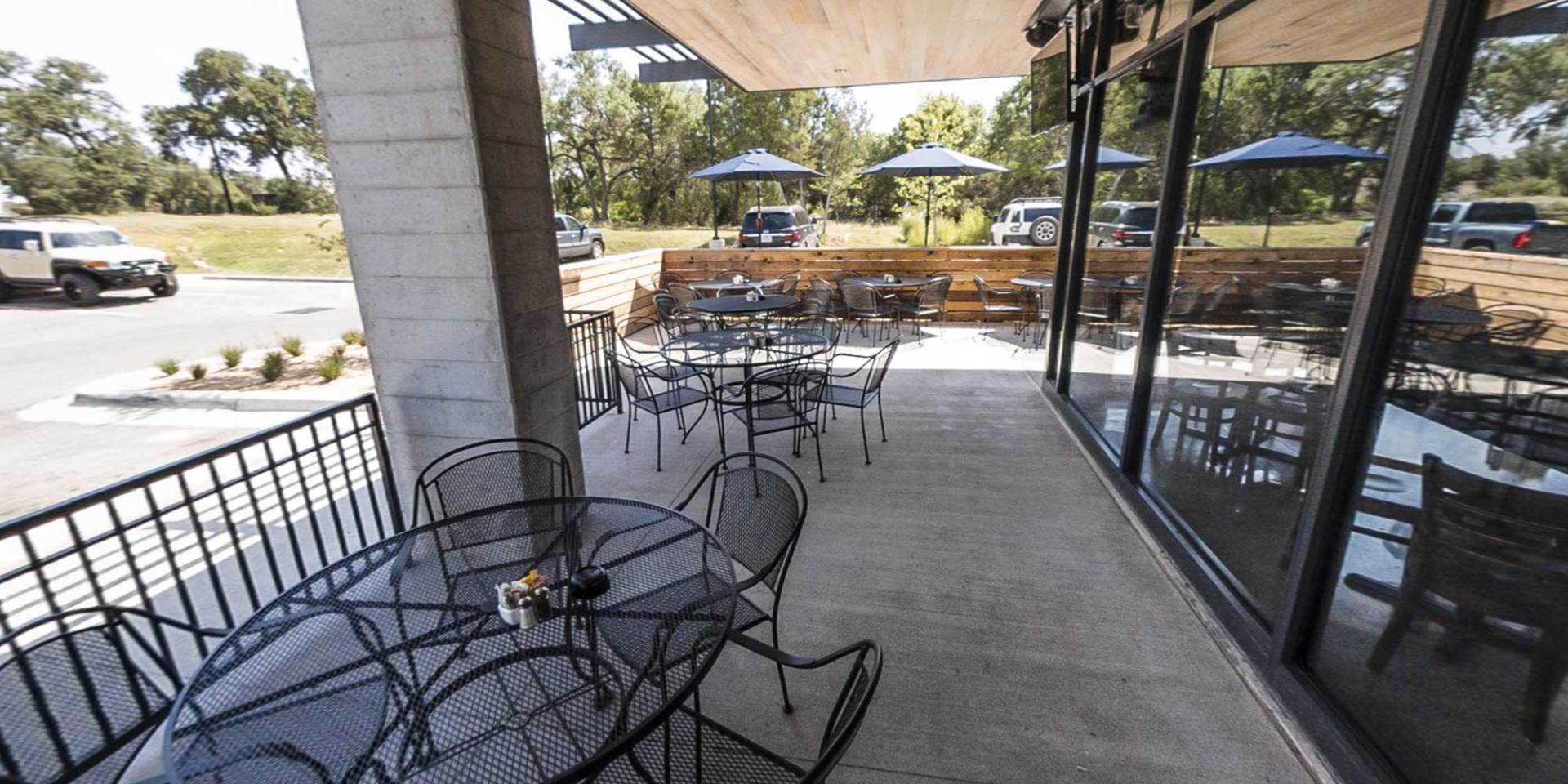 austin texas sports bar