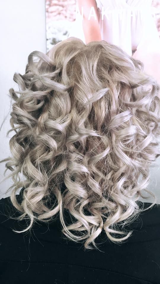 A Close Up Of A Woman 's Hair — Cut Loose Haircare Outlet In Ballina, NSW