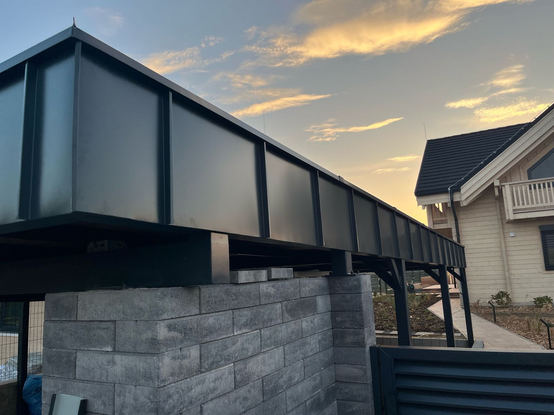 Extenzívna zelená strecha