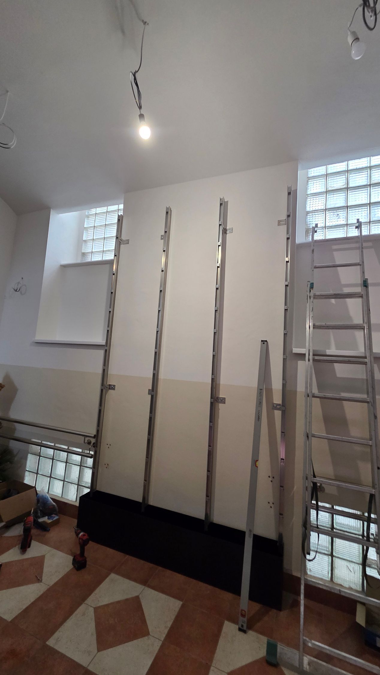 Zelená stena v interiéri