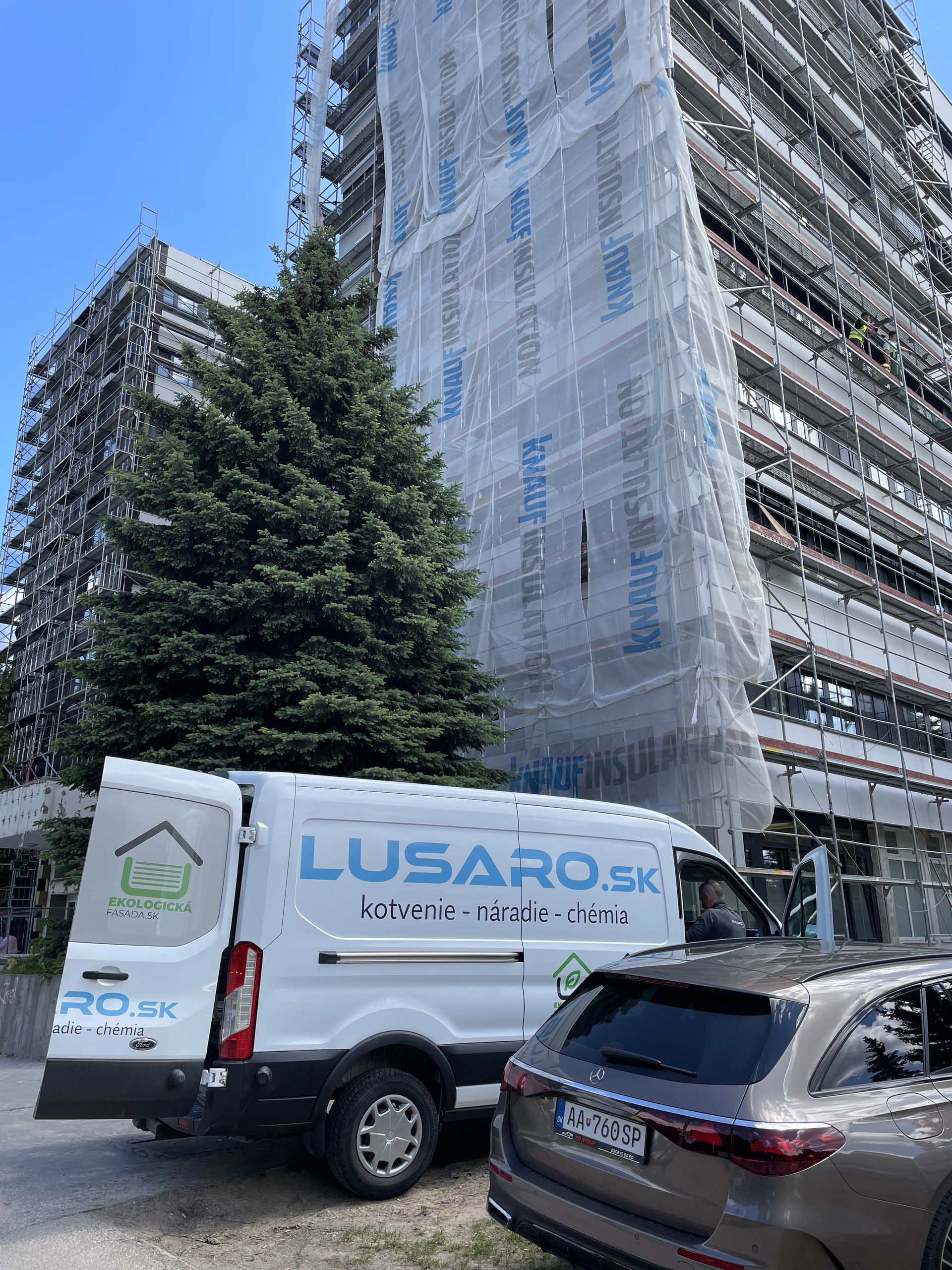 Exteriérové zelená fasáda