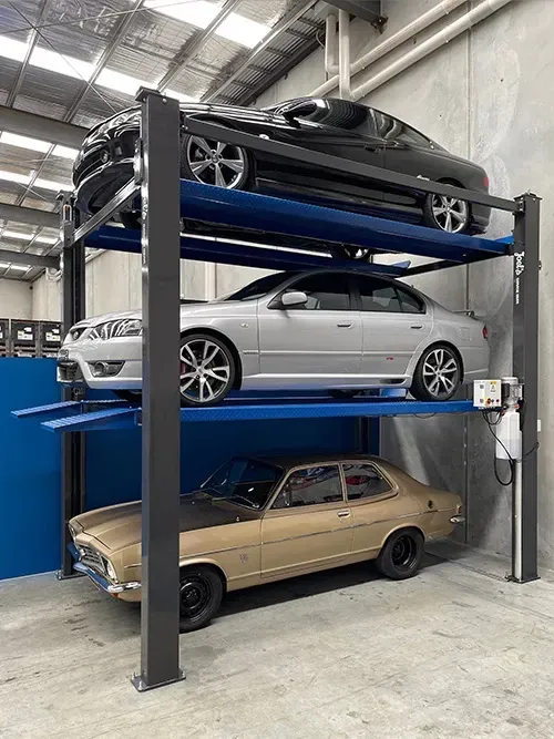 4.5TON TRIPLE STACKER