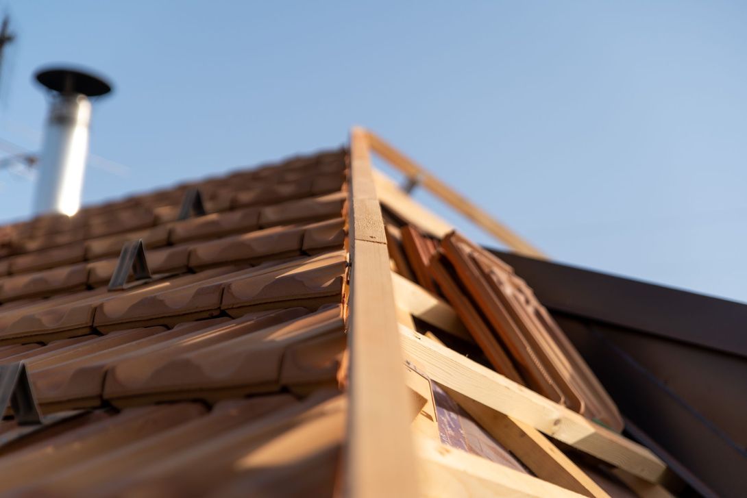 realizzazione di un tetto in legno