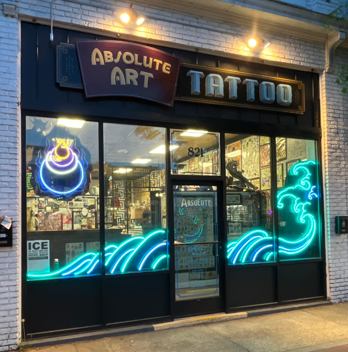 Front entrance of Richmond VA tattoo shop – Absolute Art Tattoo