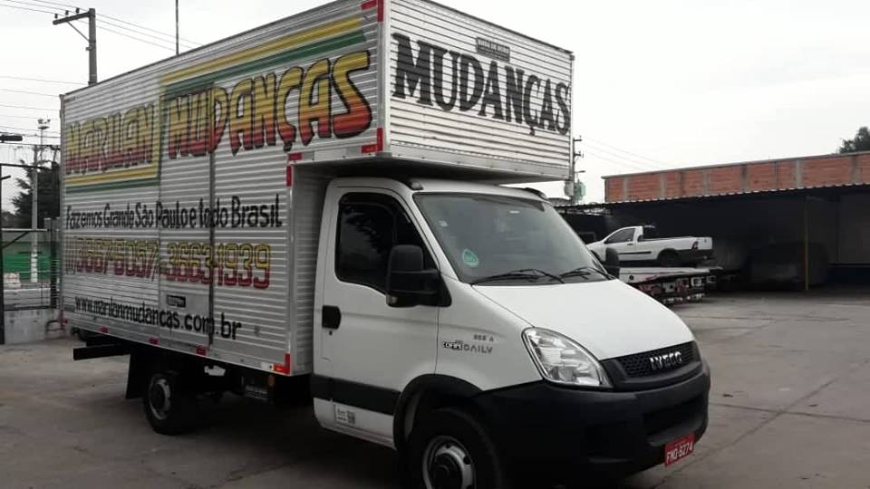 Caminhão de Mudança - Marilan Mudanças