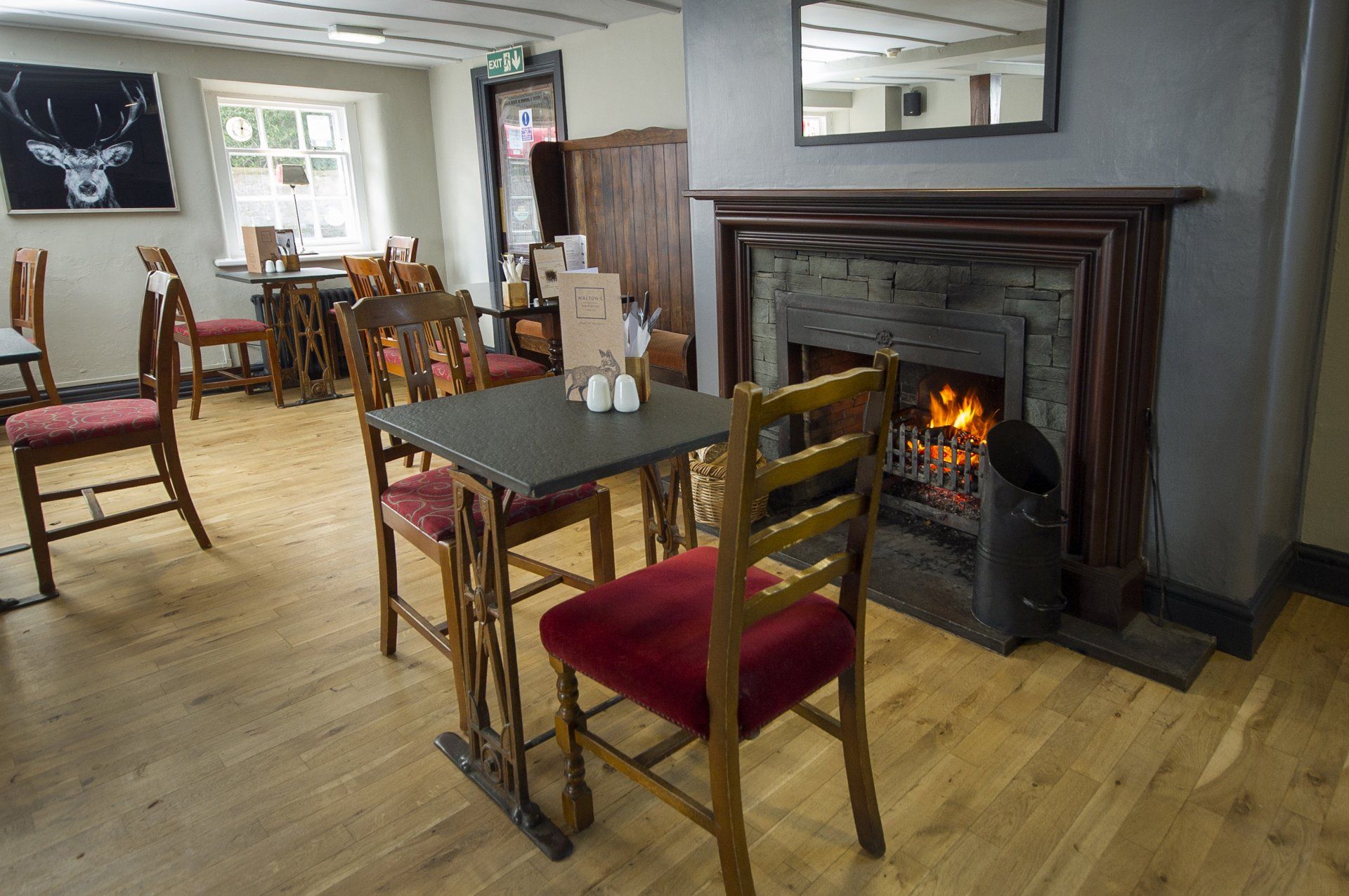 Walton's Bar & Eatery | The Crown Hotel