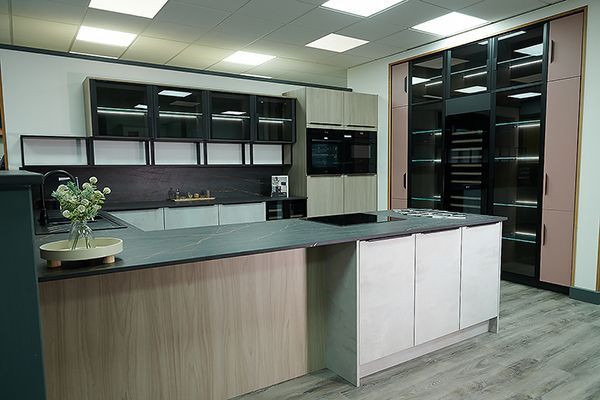 Joe Graham & Sons Kitchens, Symphony Kitchens, Luton, Oakley Studios