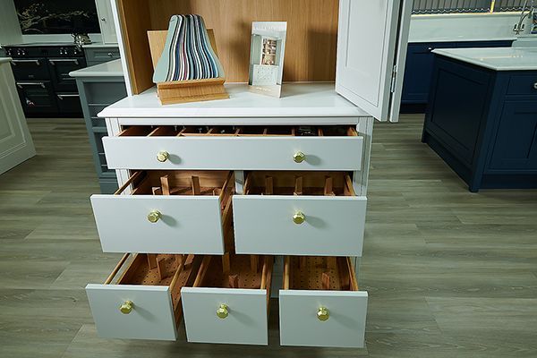 Joe Graham & Sons Kitchens, Symphony Kitchens, Luton, Oakley Studios,Laura Ashley