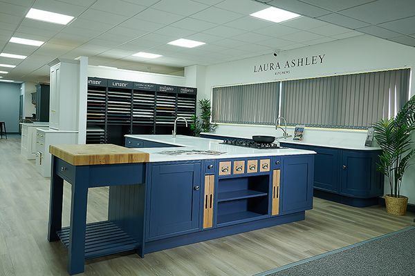 Joe Graham & Sons Kitchens, Symphony Kitchens, Luton, Oakley Studios,Laura Ashley