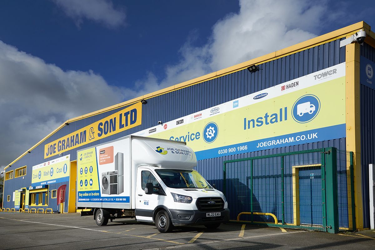 Joe Graham & Sons Kitchens, Symphony Kitchens, Luton, Oakley Studios