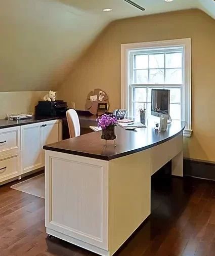 Custom Office Desk and Cabinets