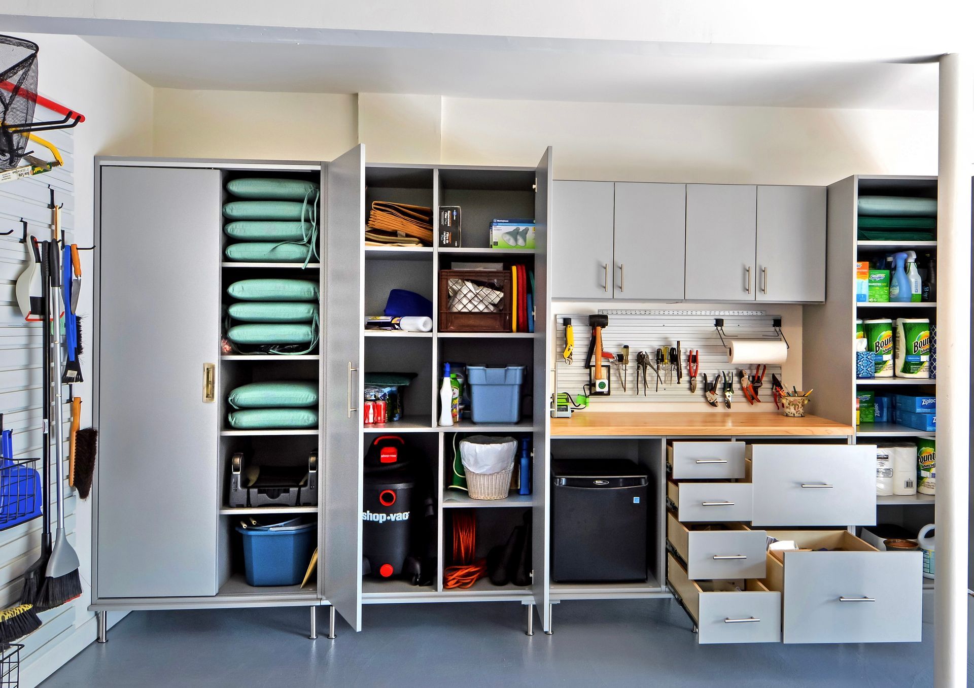 Custom Garage Cabinets