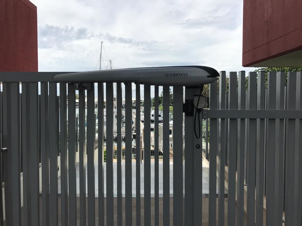 Automatic Gate — Gate-O-Matic In Kelso, QLD