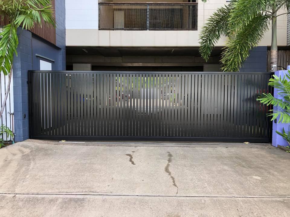 Aluminium Automatic Gate — Gate-O-Matic In Kelso, QLD