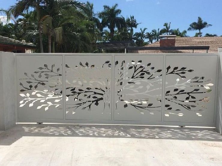 White Automatic privacy gate — Gate-O-Matic In Kelso, QLD