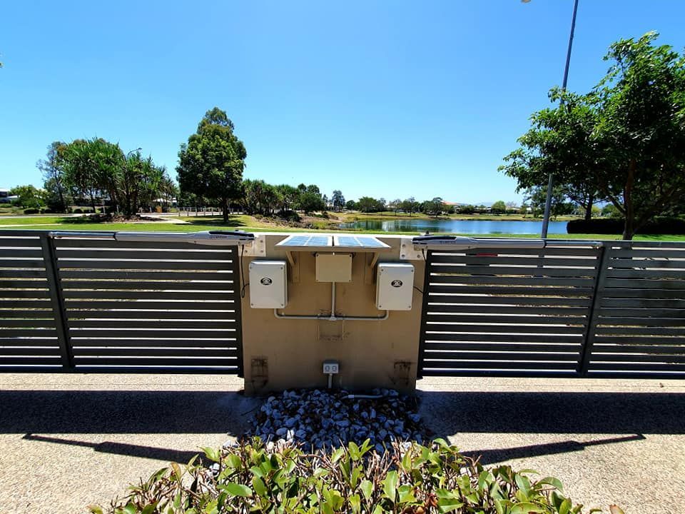 Automatic Black Gates — Gate-O-Matic In Kelso, QLD