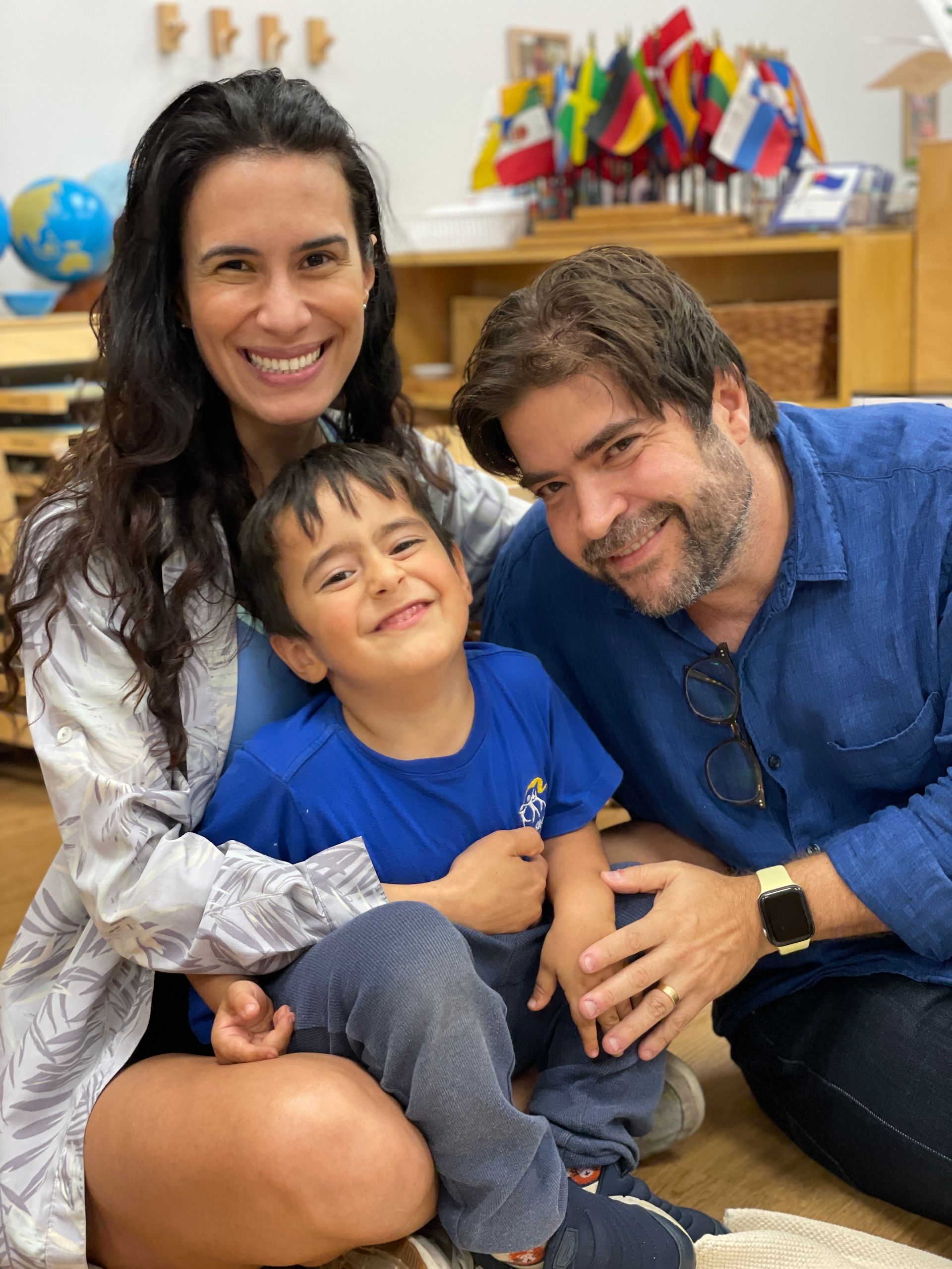 montessori child with their parents