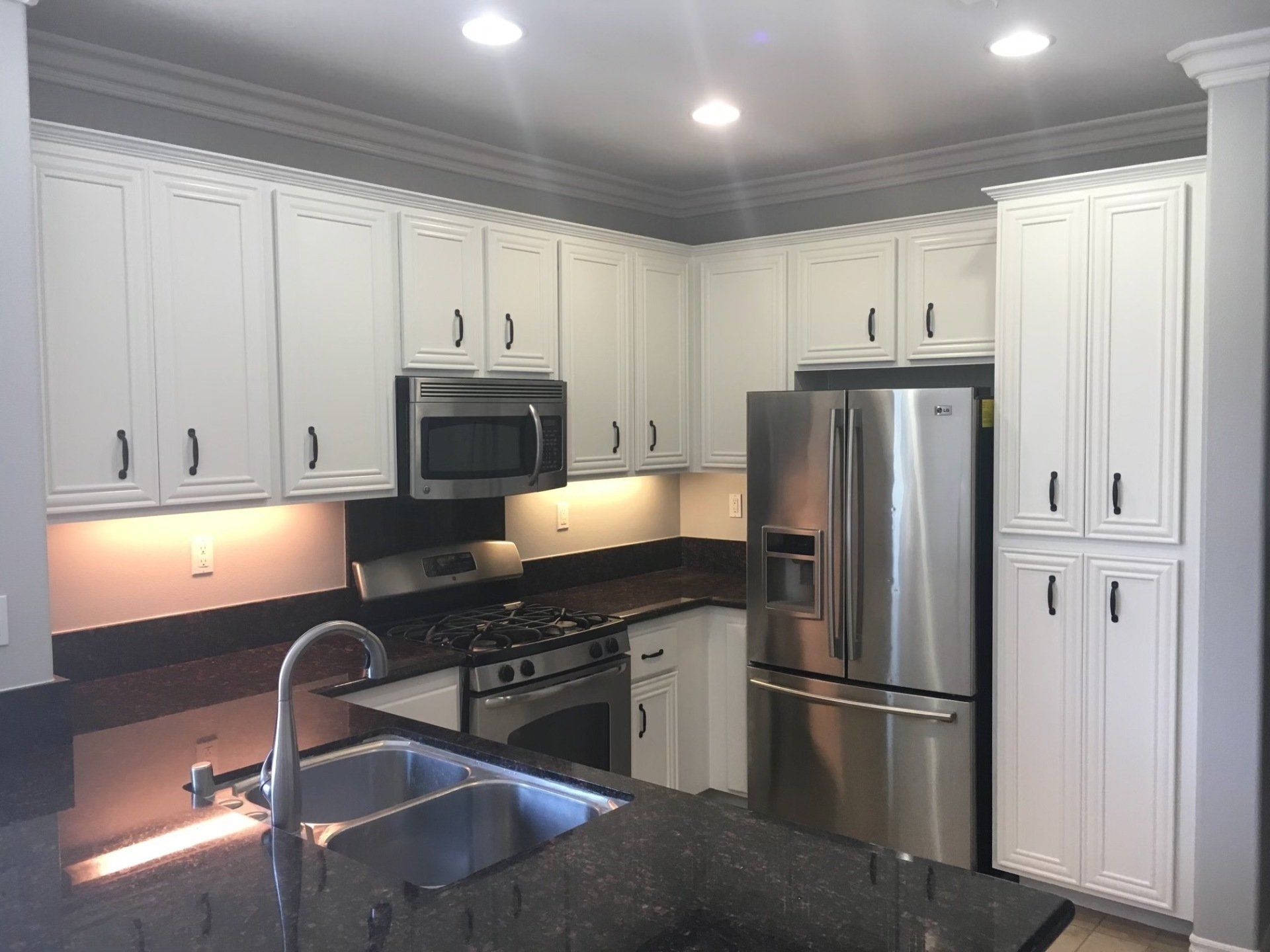 kitchen cabinet painting in camarillo