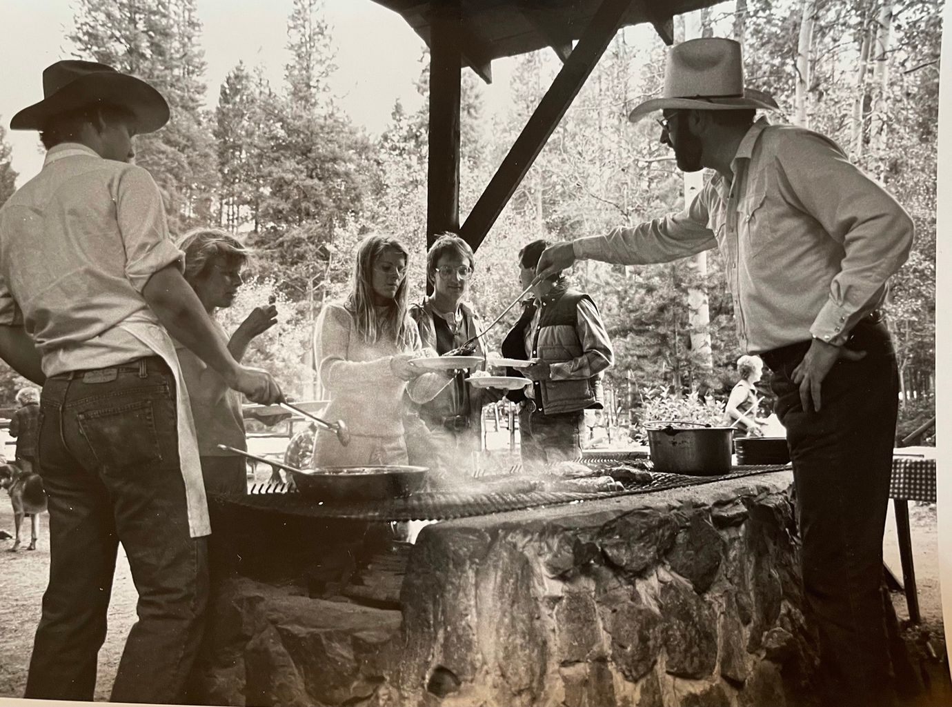 cowboys-serving-meal