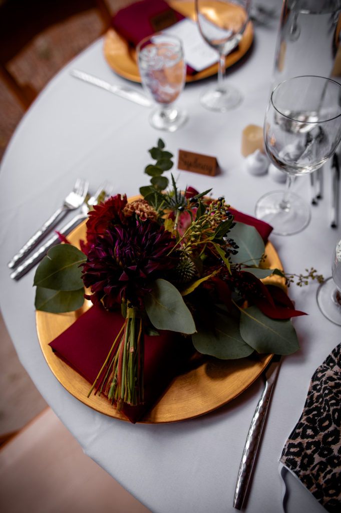 wedding-table-place-settings
