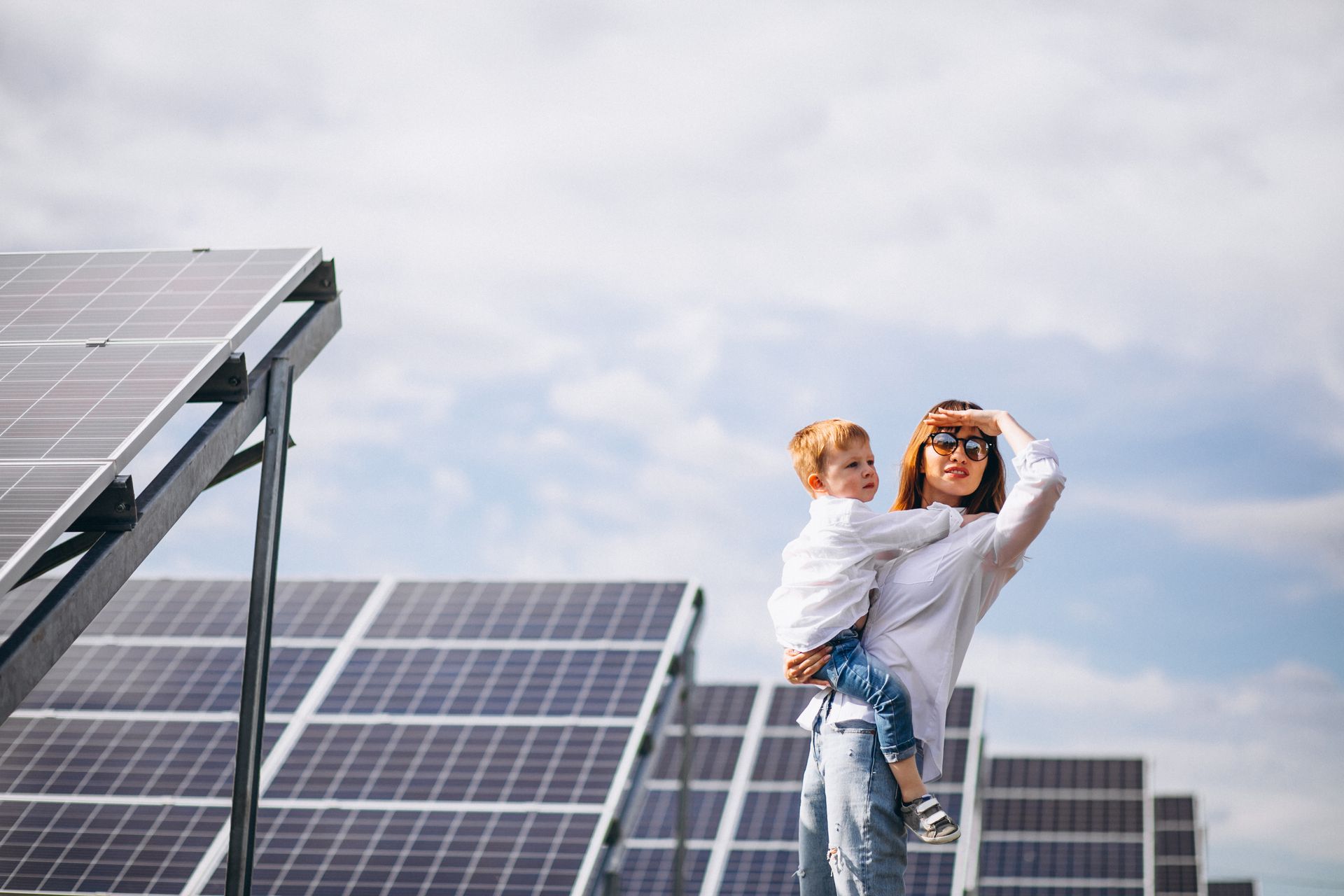 Beneficios de las placas solares en zonas comunes