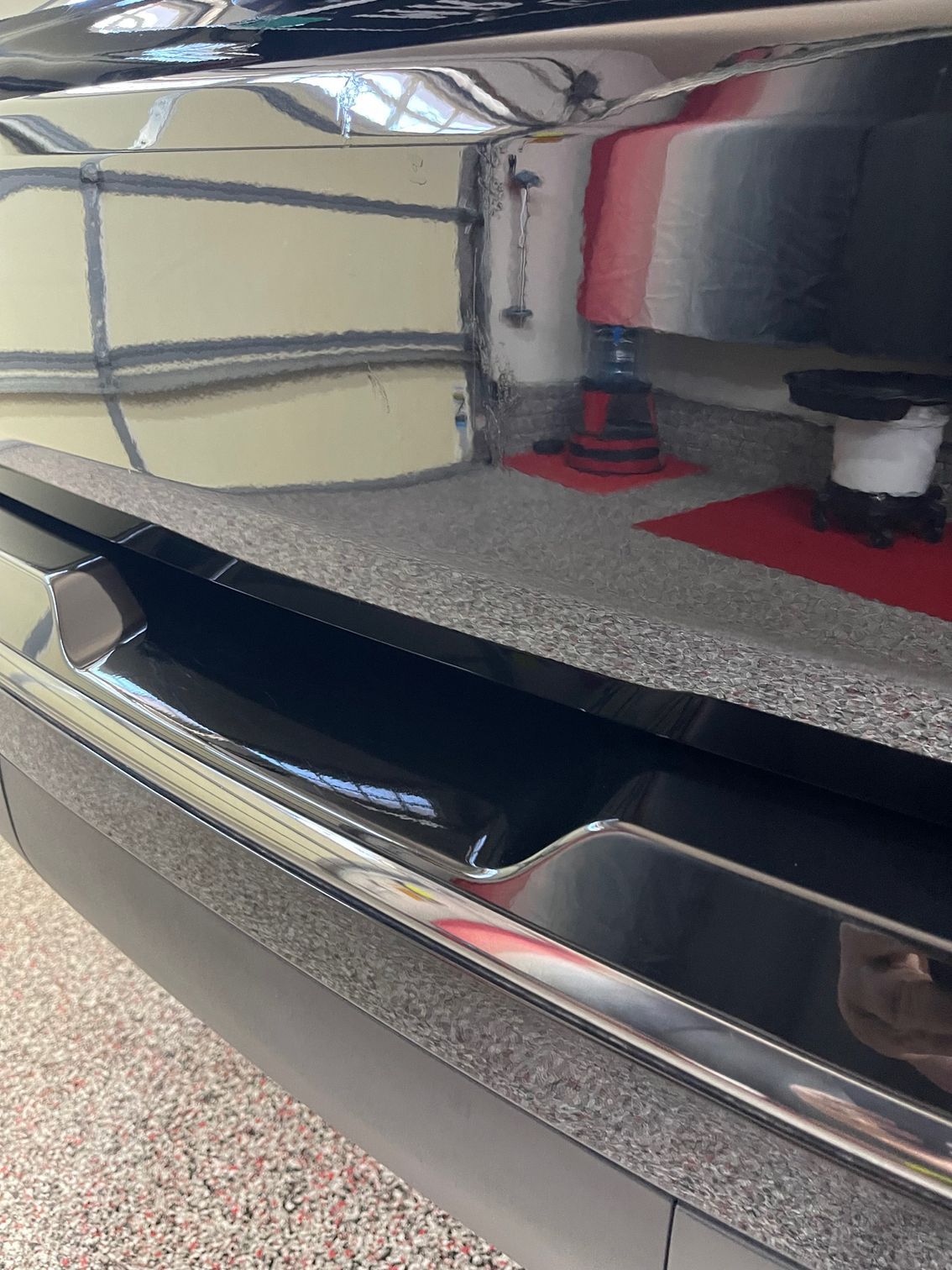 Traverse paint scratches removed