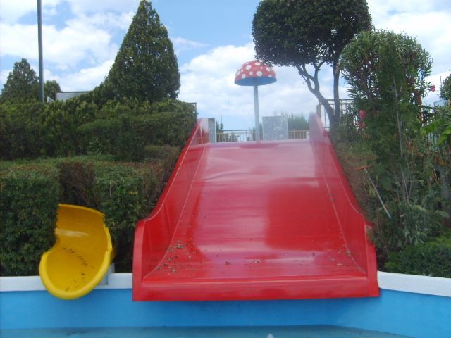 scivolo rivestito di rosso - impermeabilizzanti salerno