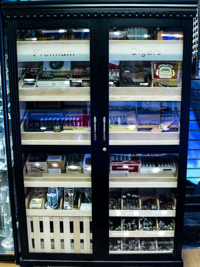 elf bar vape uk Welcome to Vape Mart - Redford's Vape Shop main image 0