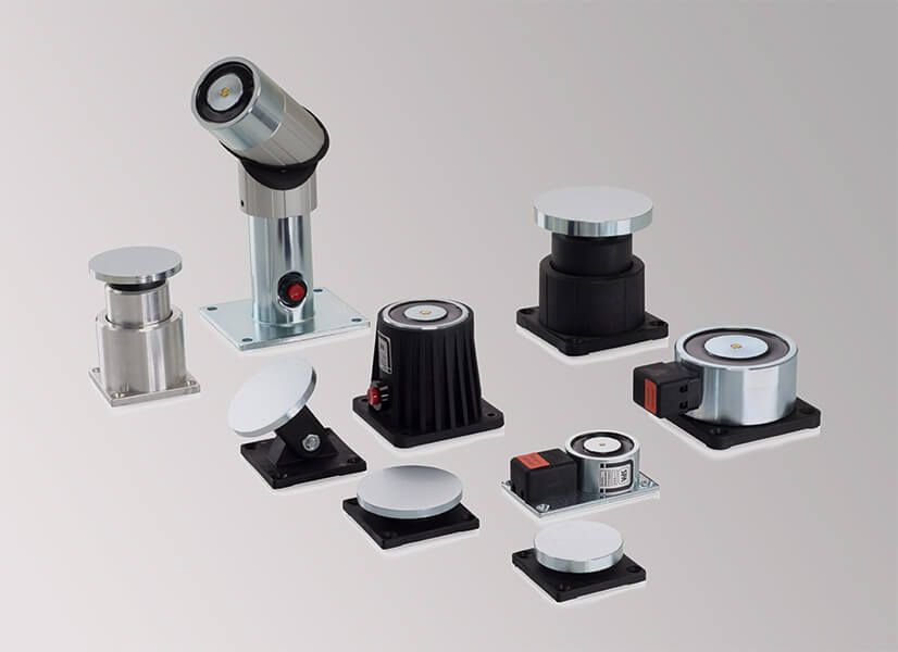 Ugunsdrošo durvju magnēti un kontroles sistēma BAZ