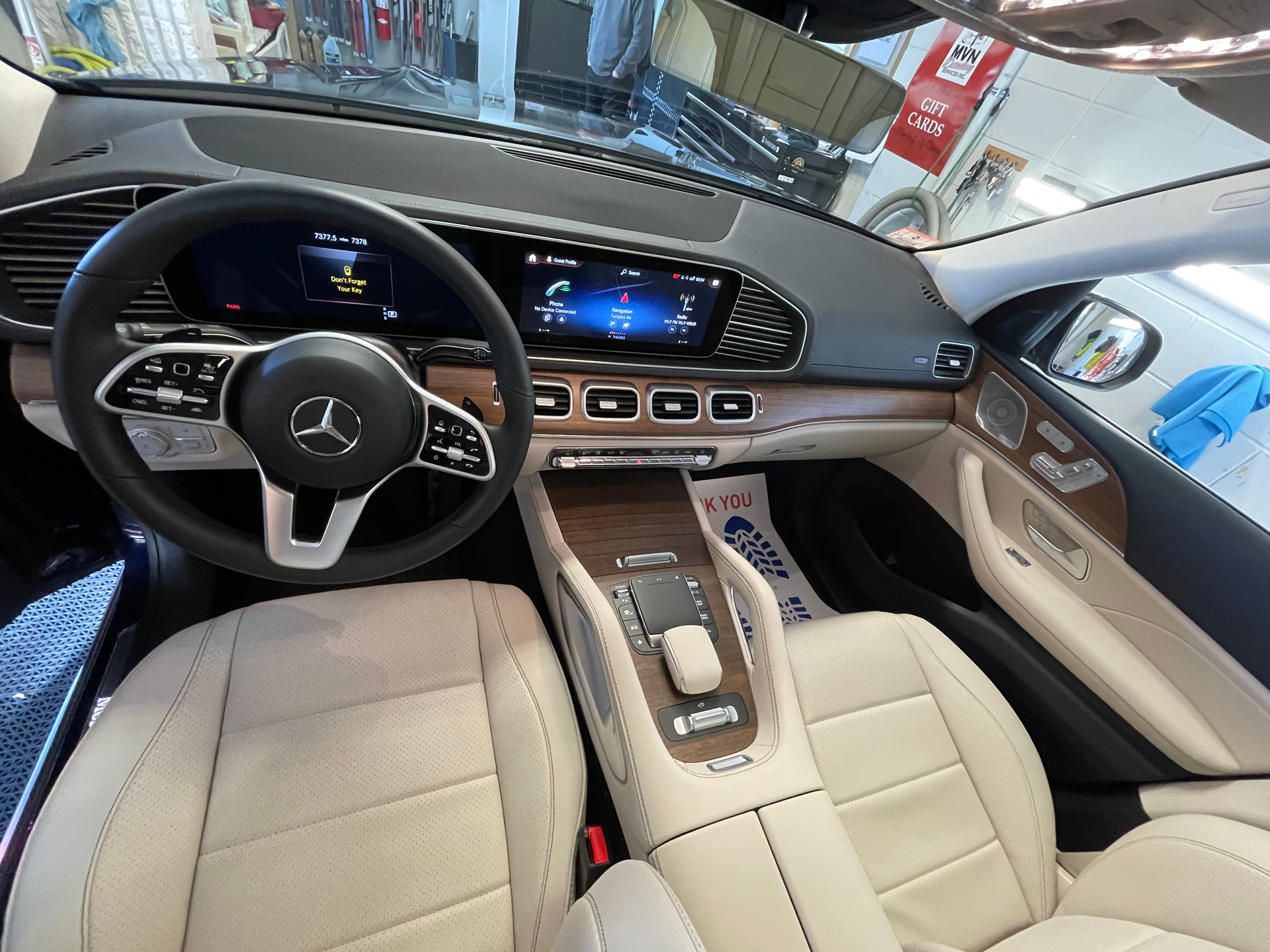 The interior of a mercedes benz gls class is shown.