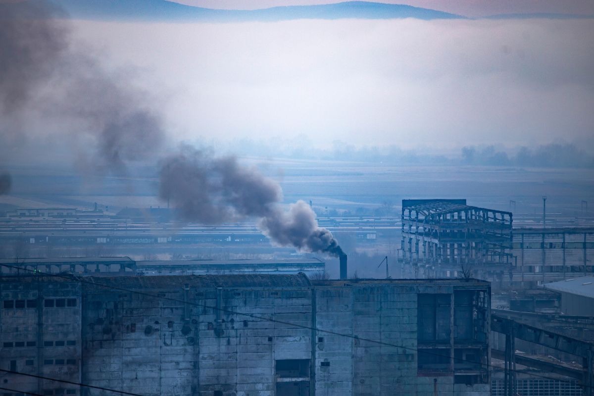 How to Reduce Workers’ Compensation Claims in Oilfield Operations