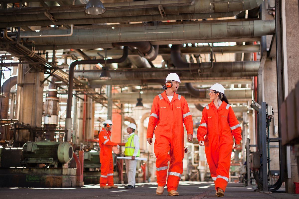 Navigating OSHA Requirements for Oilfield Contractors