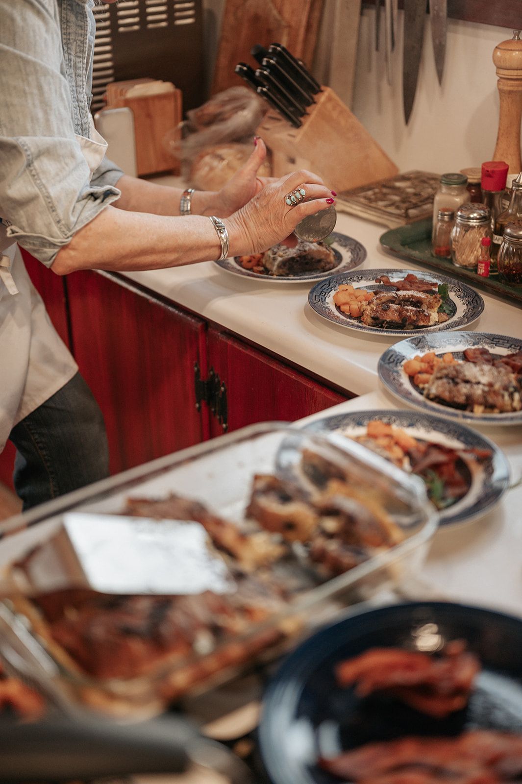 Enjoy gourmet breakfast every morning when you stay at the Gable House