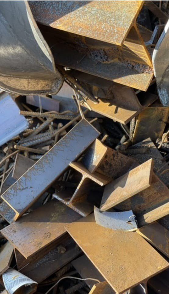 accumulo di scarti ferrosi